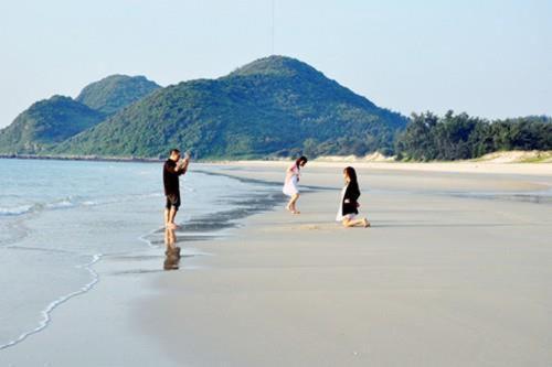 Nhà Nghỉ Phương Thảo Quan Lan Esterno foto